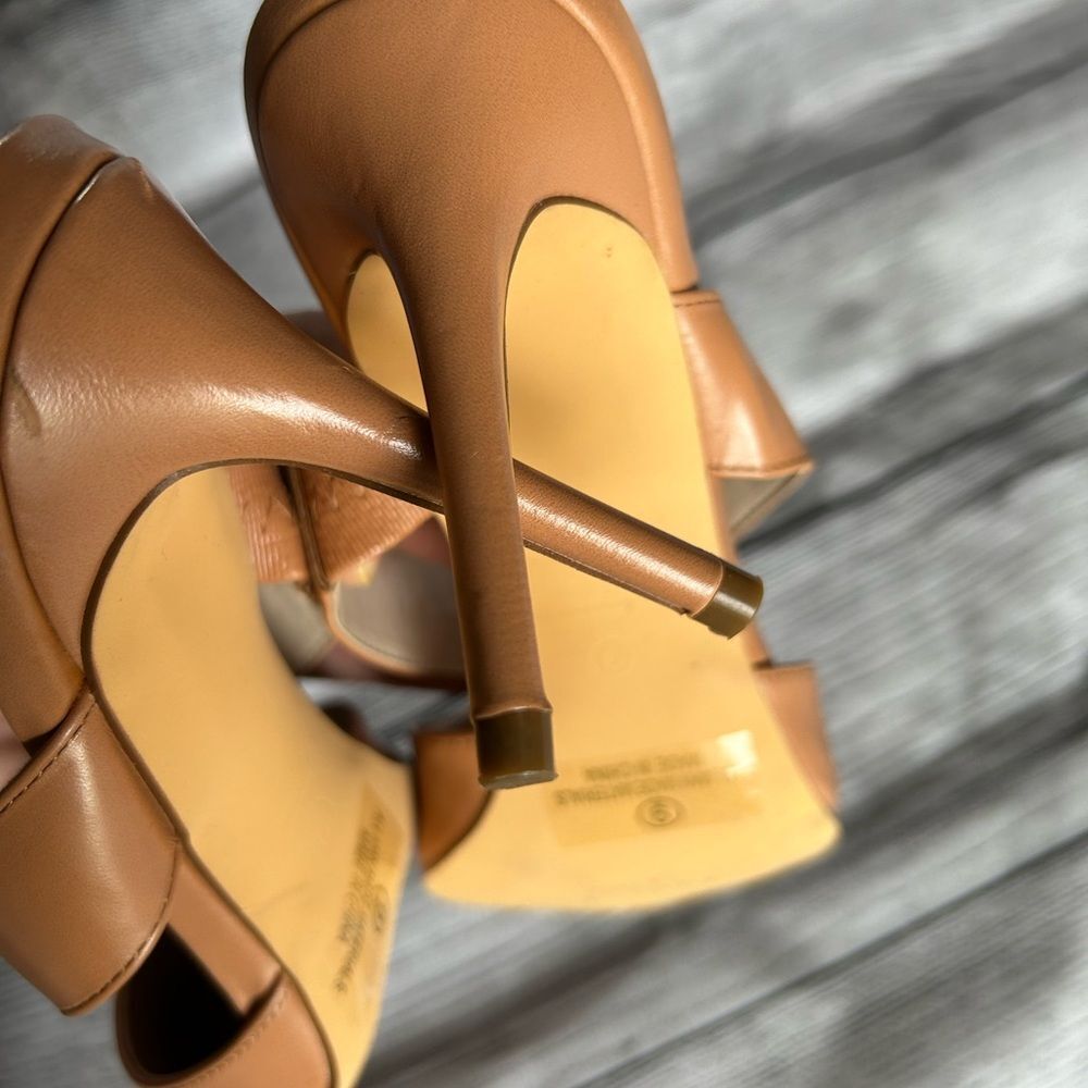 Lulus Faire Tan Pointed-Toe Mules size 9 - Picture 11 of 16